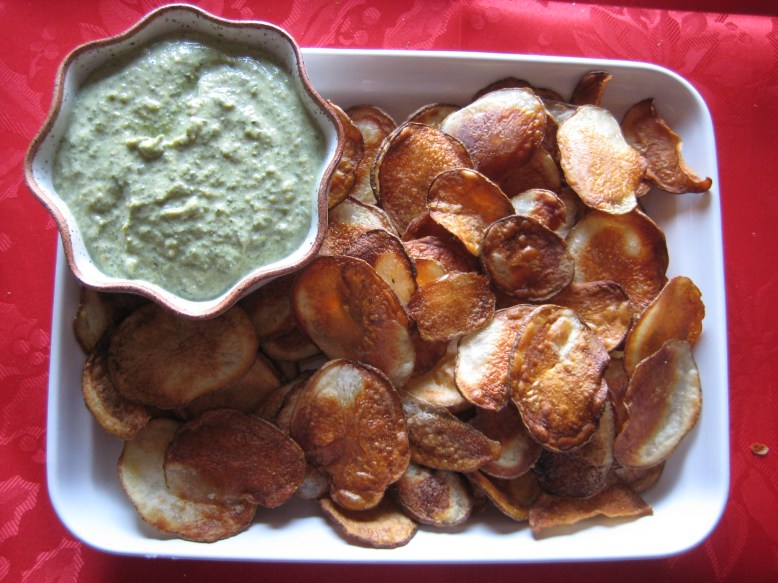 chips and kale onion dip